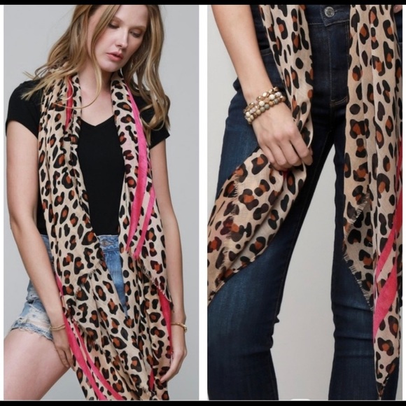 SF44) New! Ruggine Pink Stripe Leopard Universal Scarf Wrap Hair Cover Up - Picture 2 of 3
